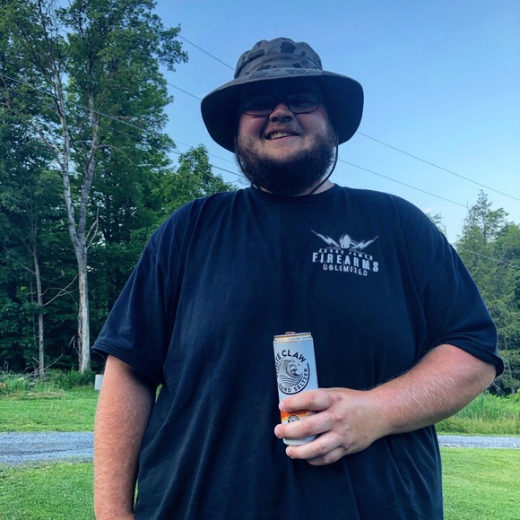 Meet your Posher, Chad - Picture 1 of 1